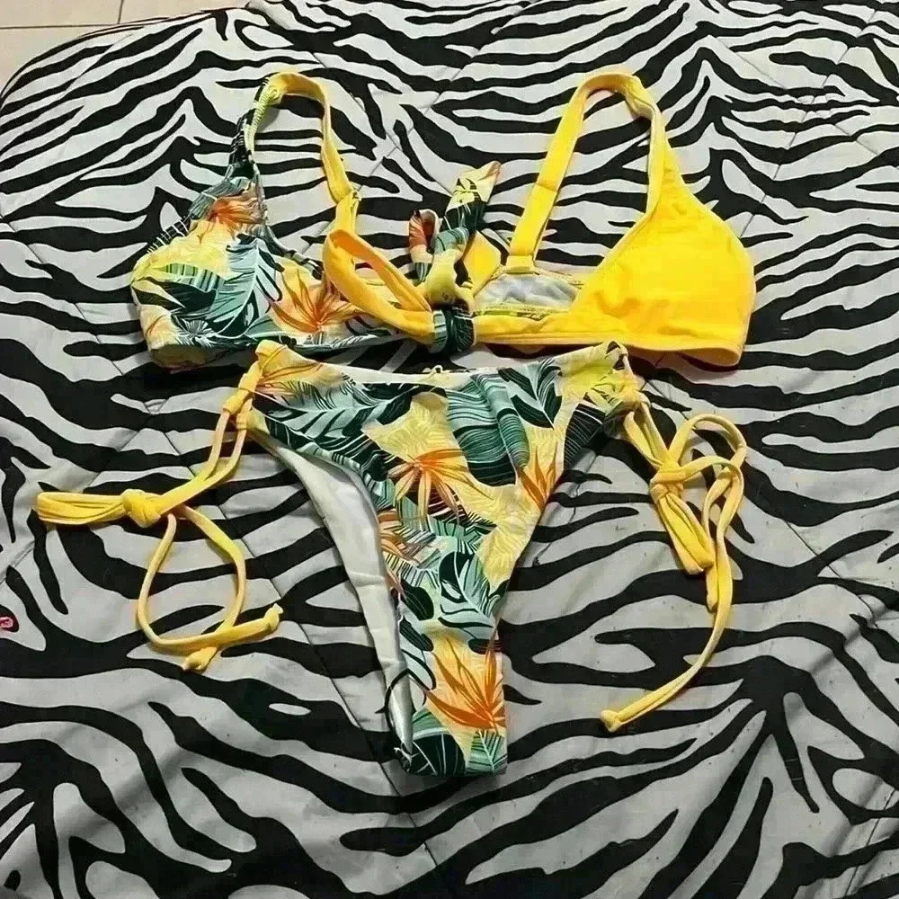 Tropical Cheeky Bikini
